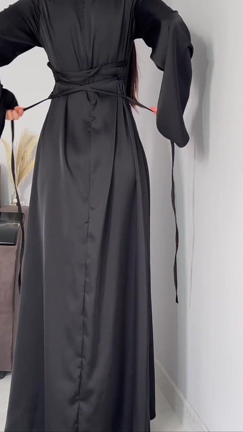 Eclové Satin Maxikleid