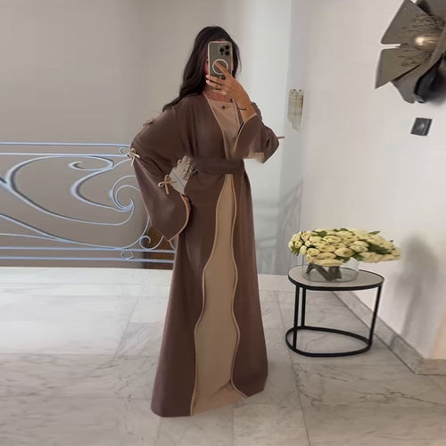 Offene Abaya mit Schleife