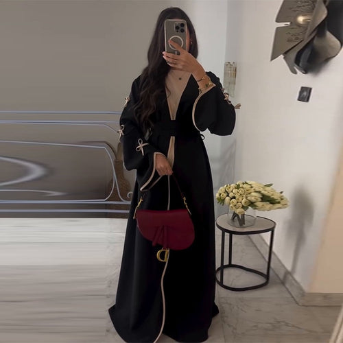 Offene Abaya mit Schleife
