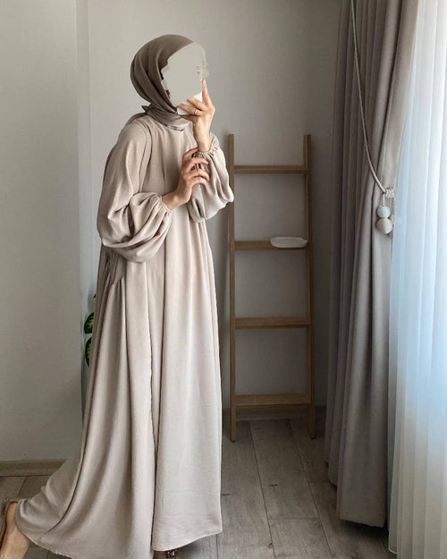 Abaya mit hängenden Ärmeln