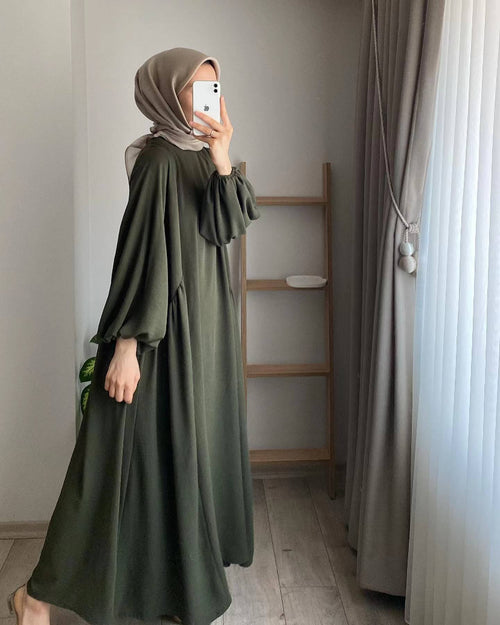 Abaya mit hängenden Ärmeln