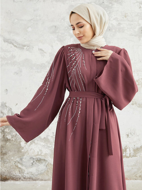 Elegante Abaya mit Steinen