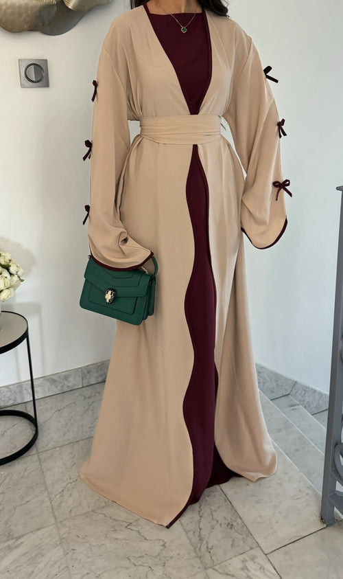 Offene Abaya mit Schleife